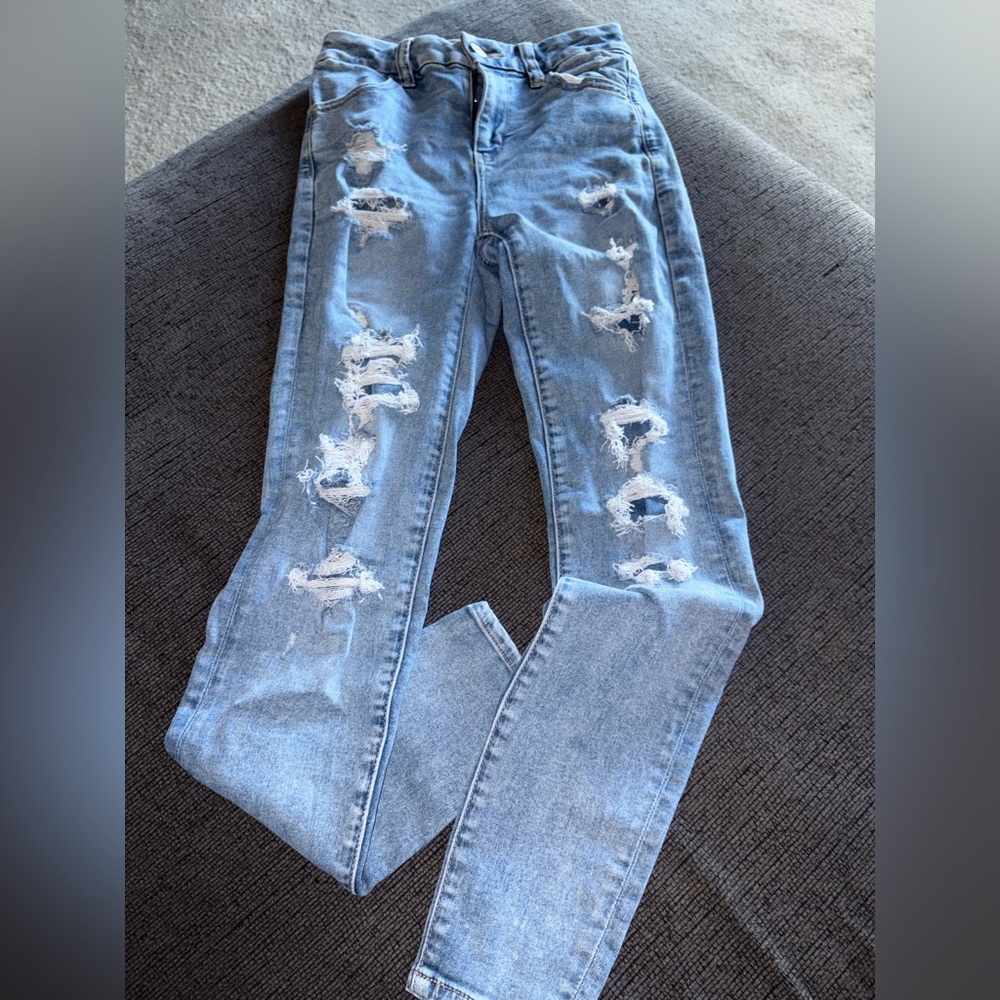 American eagle size 2 jeans